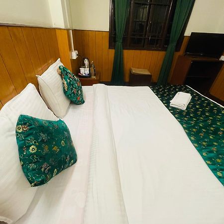 Hotel Palm Street Near Taj Agra  Exterior foto